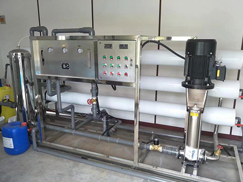 選購純凈水設(shè)備的方法